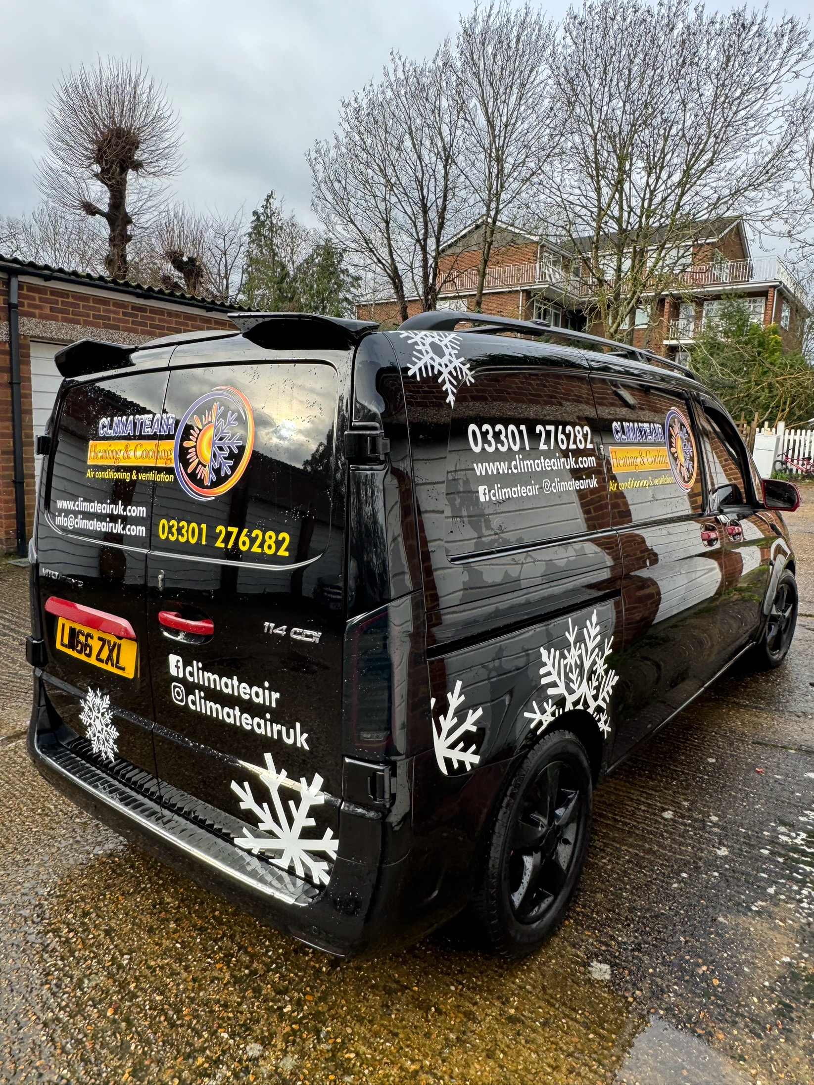 Fujitsu install x2 14kw cassette and x1 3.5 kw cassette